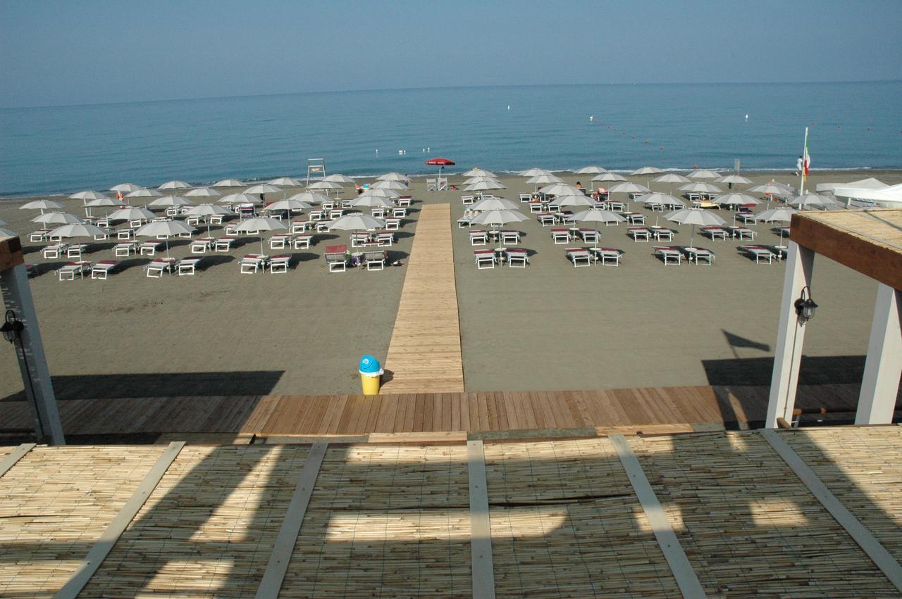 Campeggio Del Forte Marina Di Bibbona Zewnętrze zdjęcie